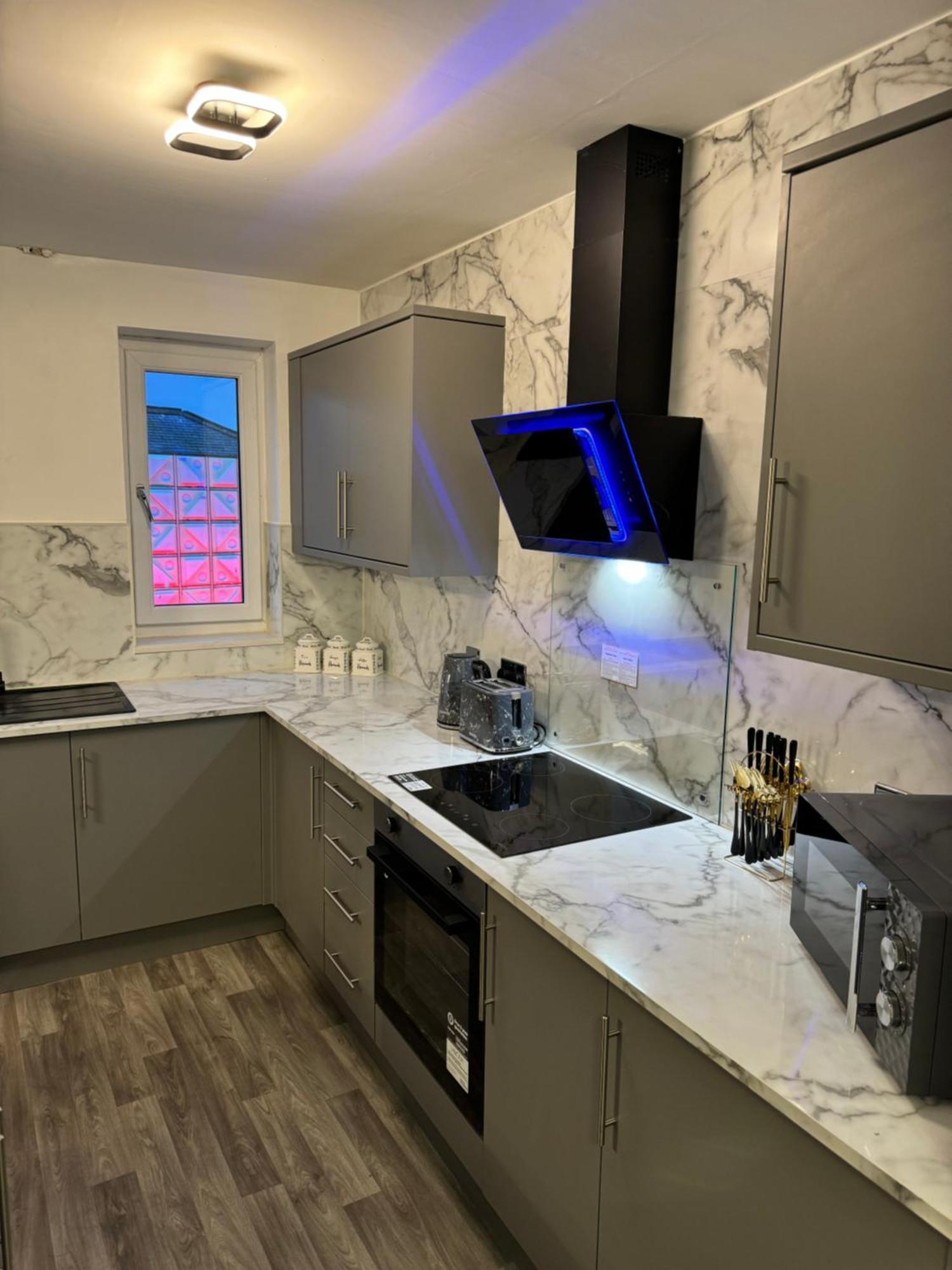 2 Bedroom Lavish Street Sleeps 5 Netflix Harbour Location Bridlington