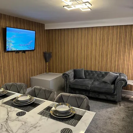 2 Bedroom Lavish Apartment Prince Street Bridlington Sleeps 5 Netflix Harbour Location Exterior photo
