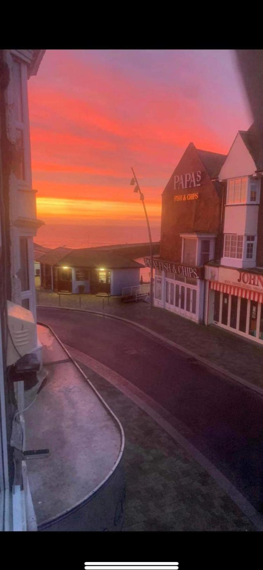 2 Bedroom Lavish Street Sleeps 5 Netflix Harbour Location *